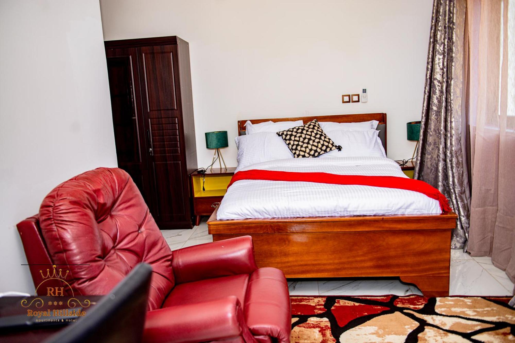 Royal Hillside Apartments And Hotels Yaounde Exterior photo