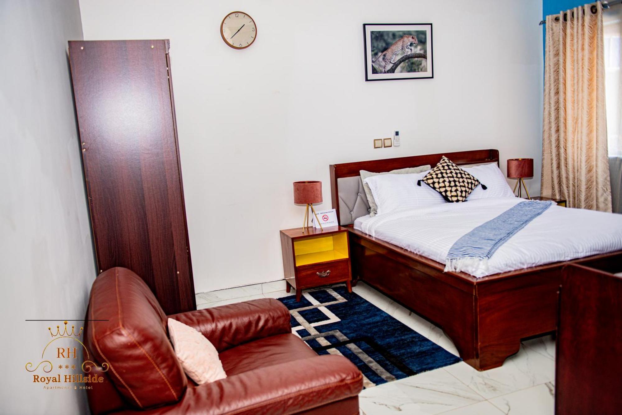 Royal Hillside Apartments And Hotels Yaounde Exterior photo